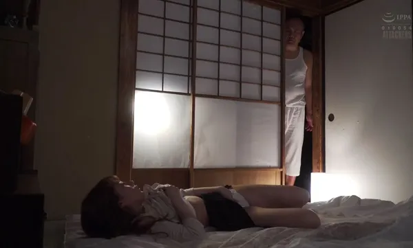 jav hay nhat Bố Gã chồng thiếu thốn lại bắt gặp vợ sắp cưới của con trai đang thủ dâm